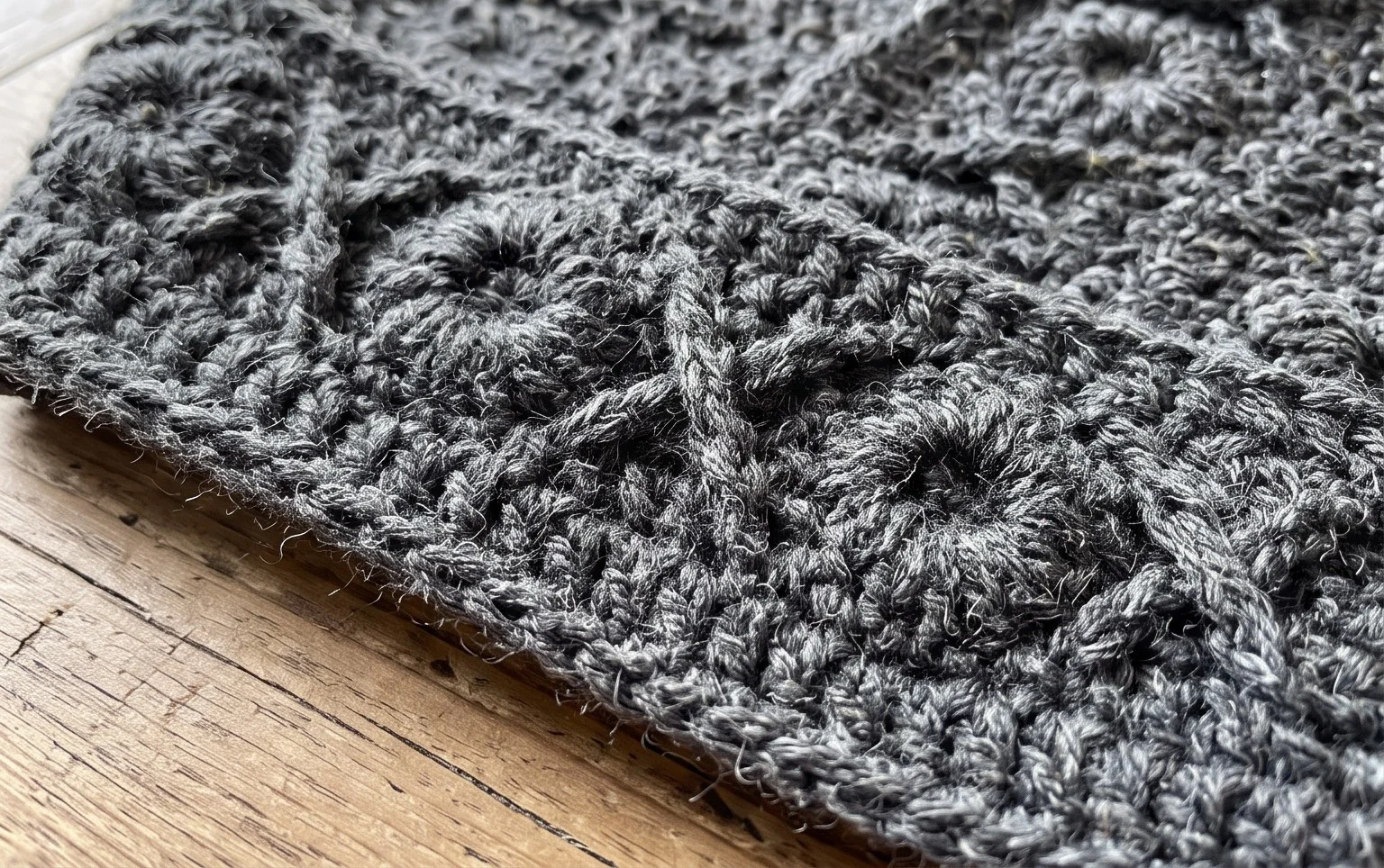 How to Crochet a Textured Cowl